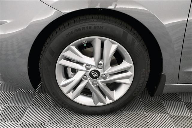 32642-hyundai-elantra-2020-484b2f45