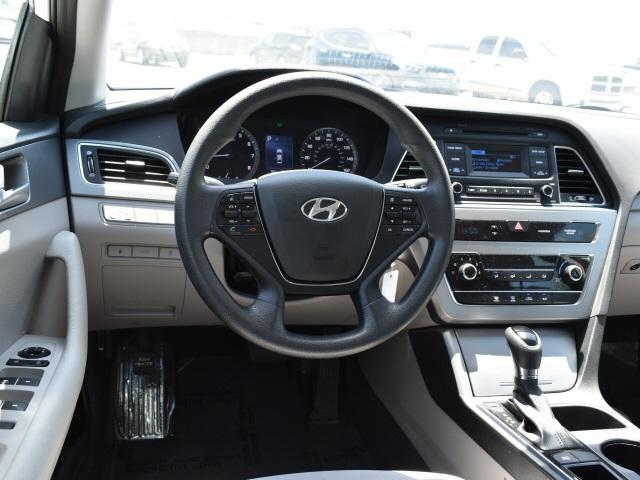 3280-hyundai-sonata-2015-28402f4p