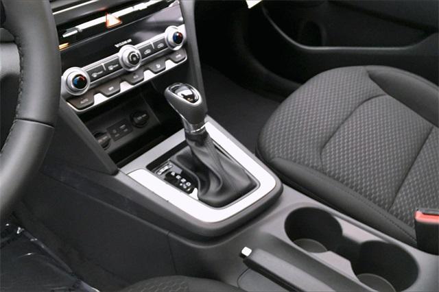 32910-hyundai-elantra-2020-484b2f45