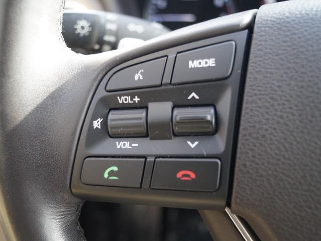 3310-hyundai-genesis-2015-b1402a65