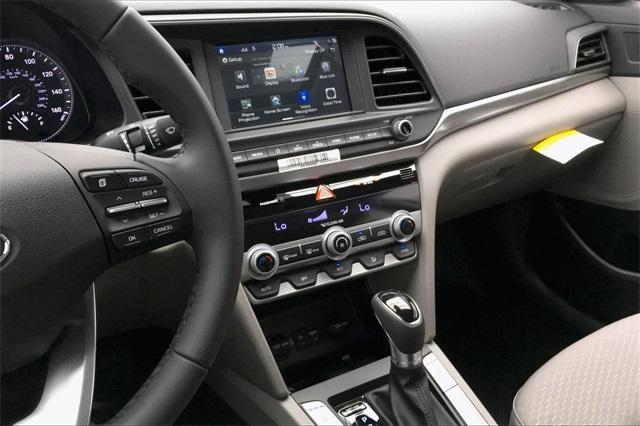 33113-hyundai-elantra-2020-484b2f45