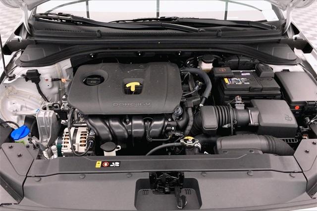 33116-hyundai-elantra-2020-484b2f45