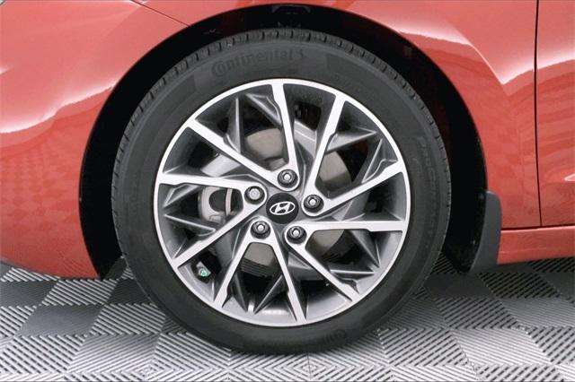33159-hyundai-elantra-2020-484e2f45