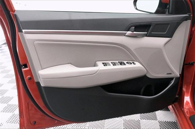33166-hyundai-elantra-2020-484e2f45