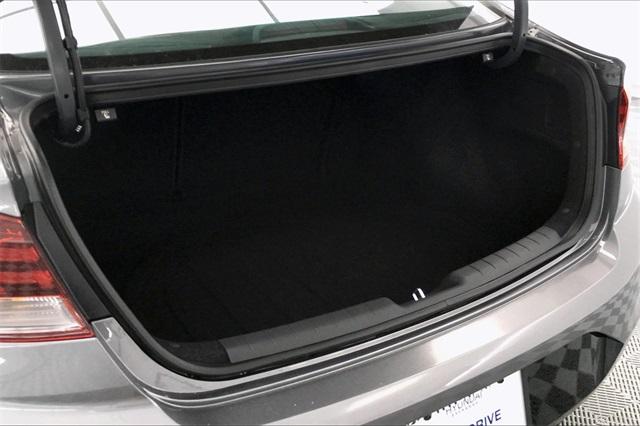 33320-hyundai-elantra-2020-484a2f45