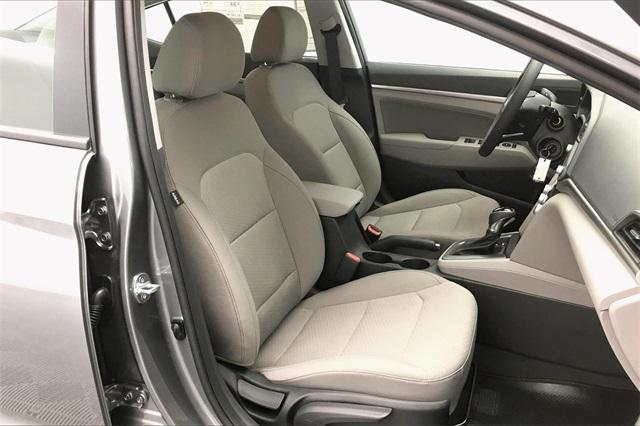 33327-hyundai-elantra-2020-484a2f45