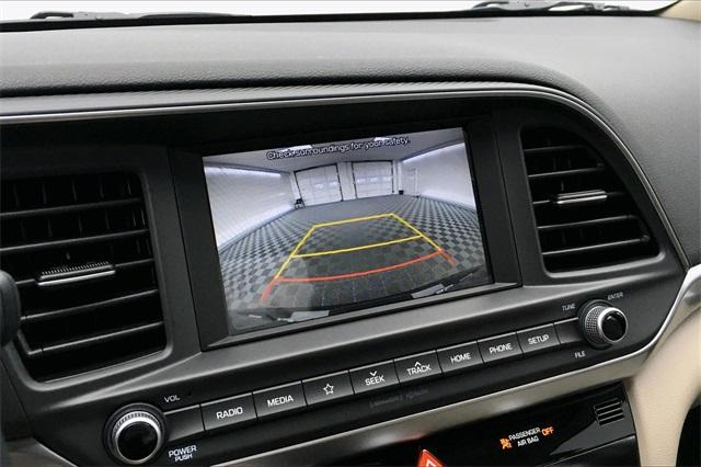 33496-hyundai-elantra-2020-484b2f45