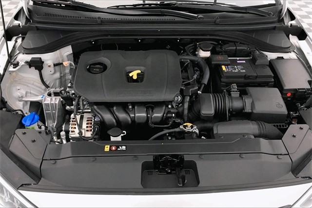 33514-hyundai-elantra-2020-484b2f45