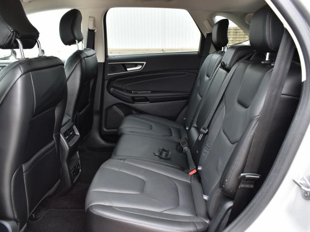3352-ford-edge-2017-k4k