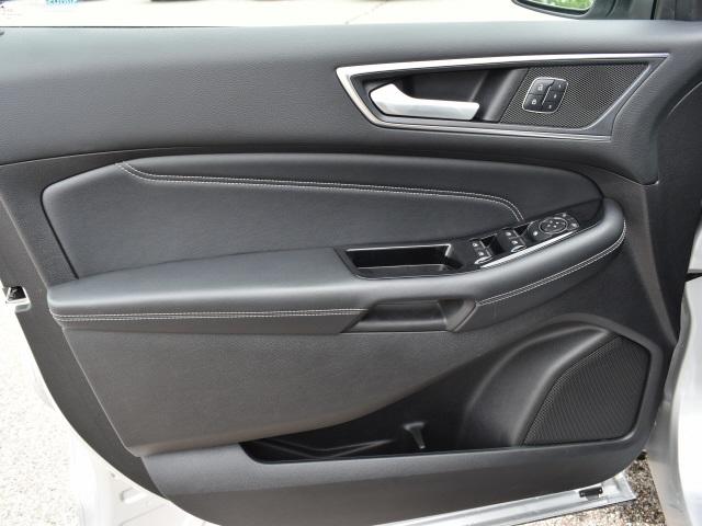 3354-ford-edge-2017-k4k