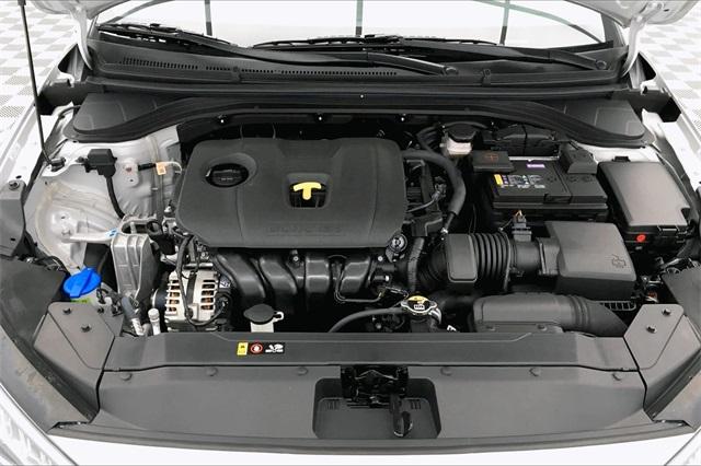 33559-hyundai-elantra-2020-484a2f45