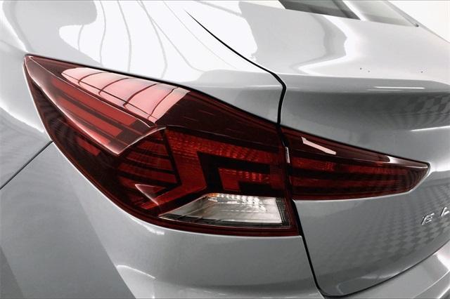 33569-hyundai-elantra-2020-484a2f45
