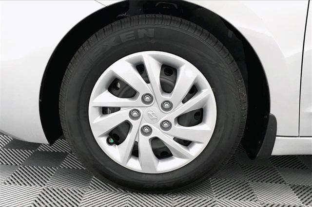 33883-hyundai-elantra-2020-48412f45