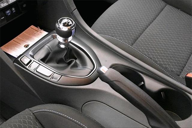 34014-hyundai-veloster-2020-fn353ft5
