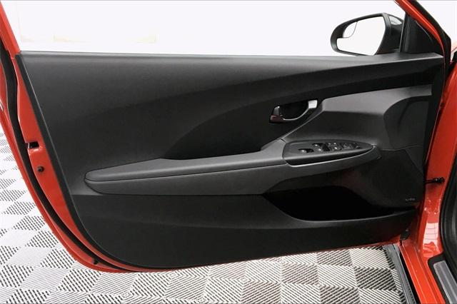 34022-hyundai-veloster-2020-fn353ft5