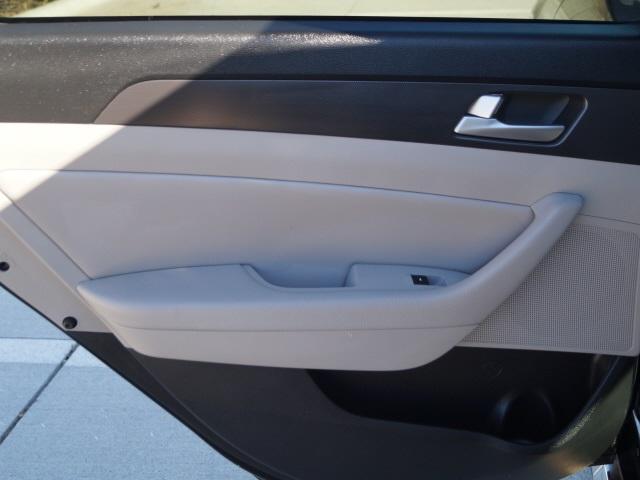 3435-hyundai-sonata-2016-28442f45