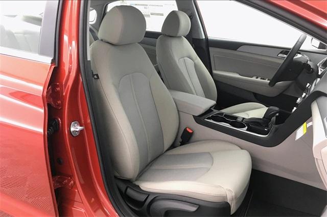 34523-hyundai-sonata-2019-284j2f4p