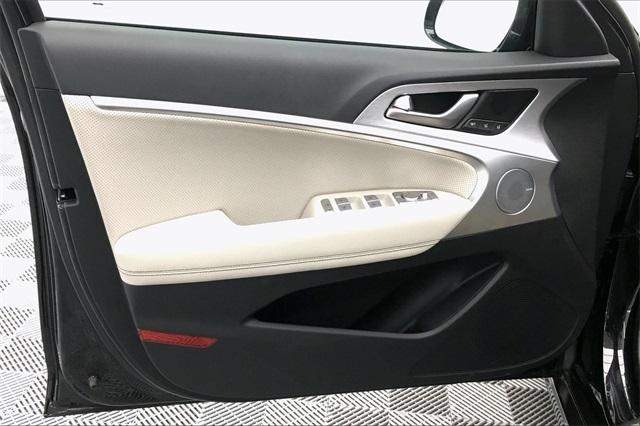34669-genesis-g70-2019-r0412r45