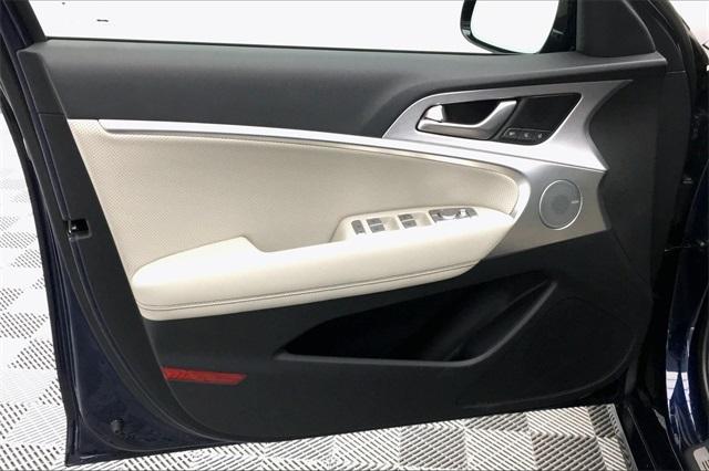 34692-genesis-g70-2019-r0442r65