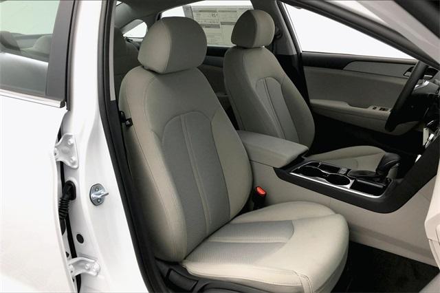 34769-hyundai-sonata-2019-284h2f4p