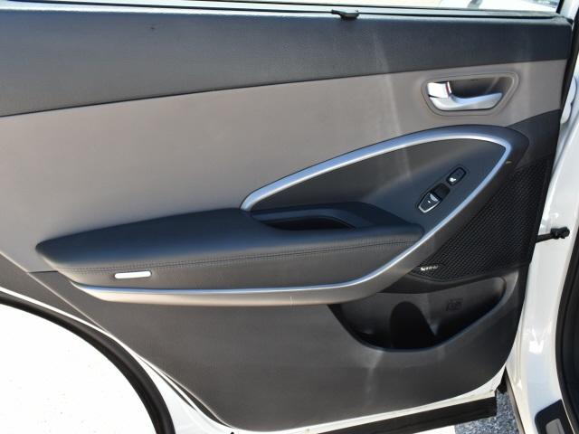 3482-hyundai-santafe-2016-j0462f65
