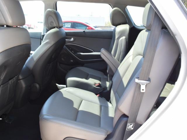 3483-hyundai-santafe-2016-j0462f65