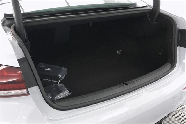 34852-genesis-g80-2019-s0432r65