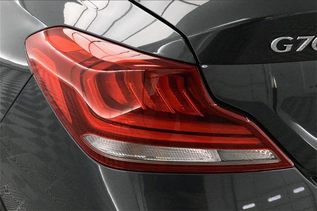34900-genesis-g70-2019-r04b2r65