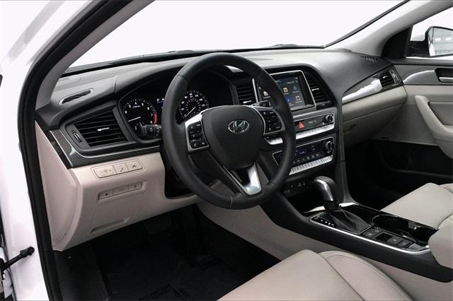 35176-hyundai-sonata-2019-284l2f4p