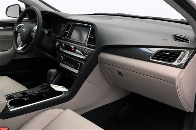 35191-hyundai-sonata-2019-284l2f4p