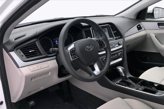 35222-hyundai-sonata-2019-284h2f4p