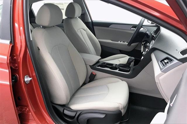 35241-hyundai-sonata-2019-284h2f4p