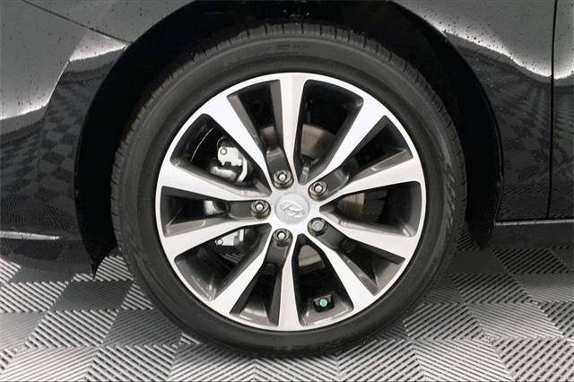 35270-hyundai-elantragt-2019-d2522f45