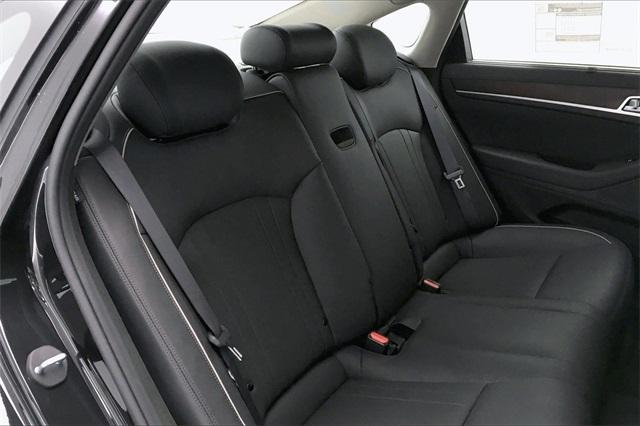 35384-genesis-g80-2019-s0402r65