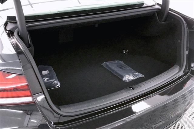 35390-genesis-g80-2019-s0402r65