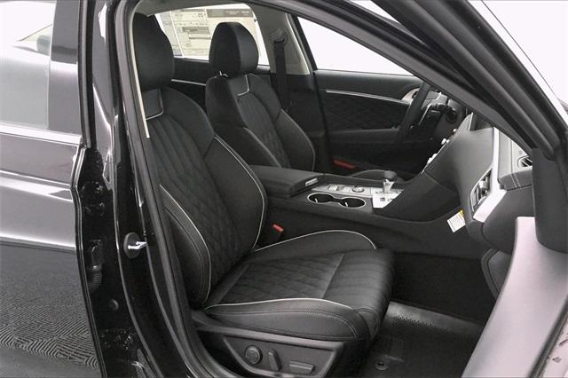 35565-genesis-g70-2019-r0412r45