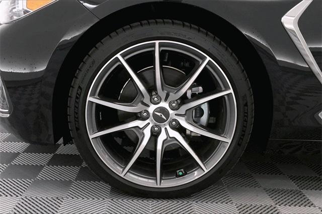 35571-genesis-g70-2019-r0412r45