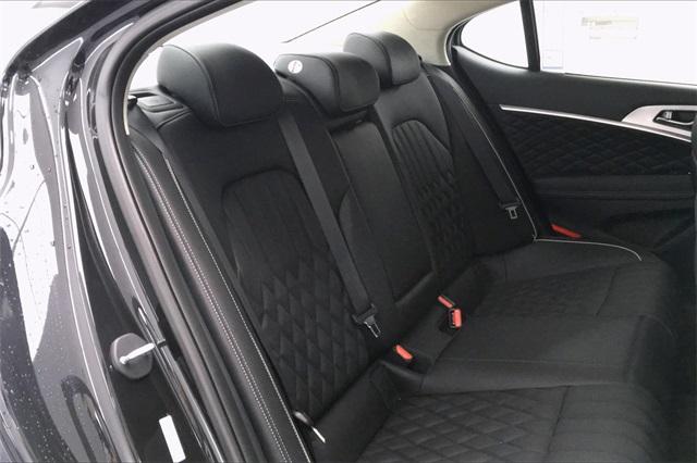 35574-genesis-g70-2019-r0412r45