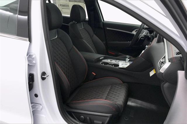 35588-genesis-g70-2019-r0412r45