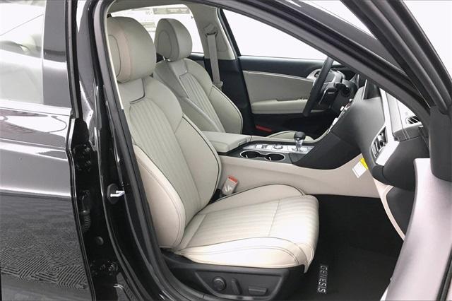 35611-genesis-g70-2019-r0442r65