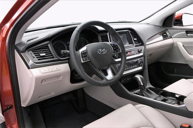 35746-hyundai-sonata-2019-284l2f4p
