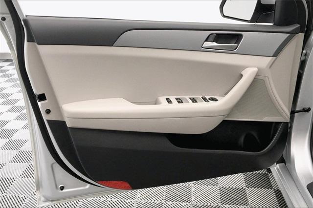 35824-hyundai-sonata-2019-284h2f4p