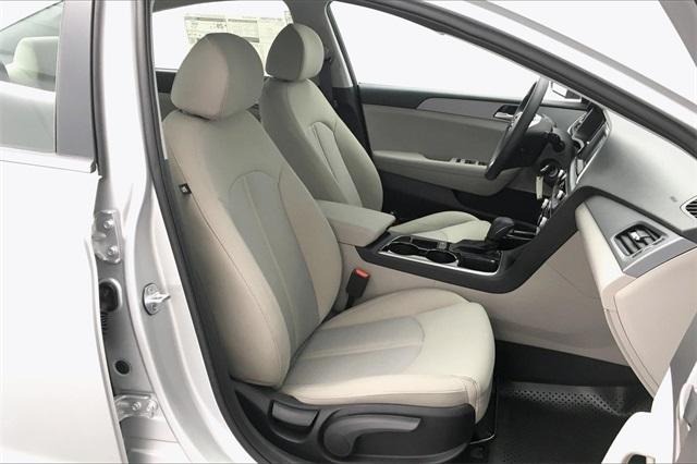 35855-hyundai-sonata-2019-284h2f4p