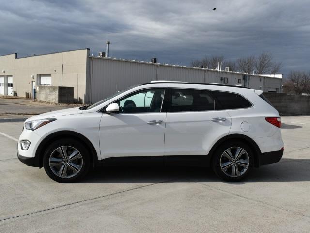 3586-hyundai-santafe-2016-j0462f65