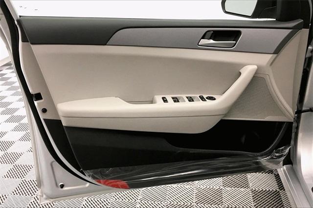 35868-hyundai-sonata-2019-284h2f4p