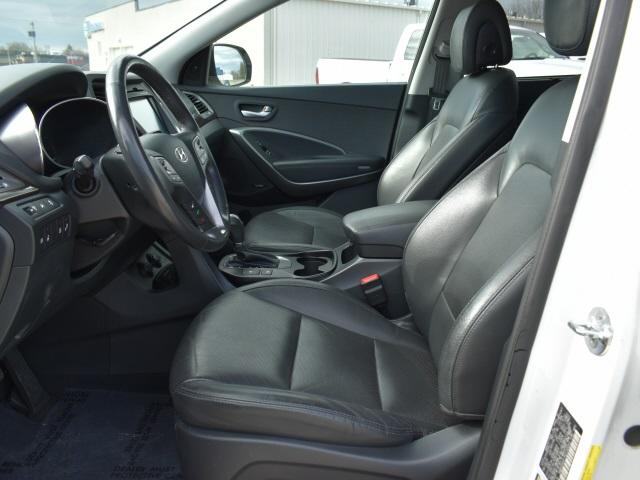 3597-hyundai-santafe-2016-j0462f65