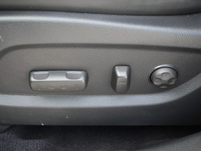 3598-hyundai-santafe-2016-j0462f65