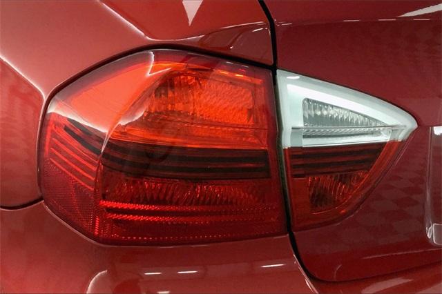 35990-bmw-3series-2006-p
