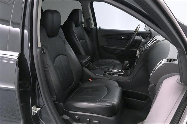 36023-gmc-acadia-2011-t