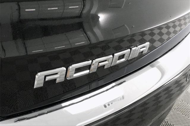 36024-gmc-acadia-2011-t